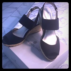 Black open toe Bandolinos never worn outdoors👡